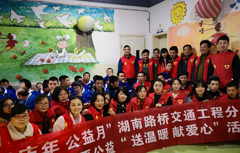 Z6¡¤×ðÁú¿Ê±¡¸Öйú¡¹¹Ù·½ÍøÕ¾