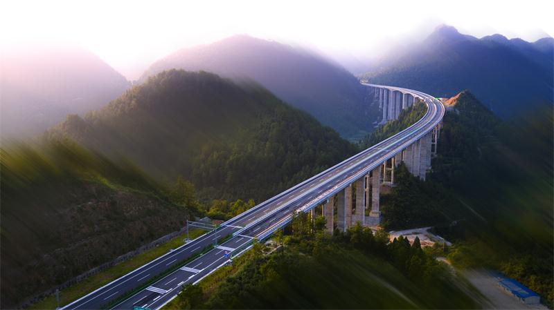 Z6��������ʱ���й����ٷ���վ