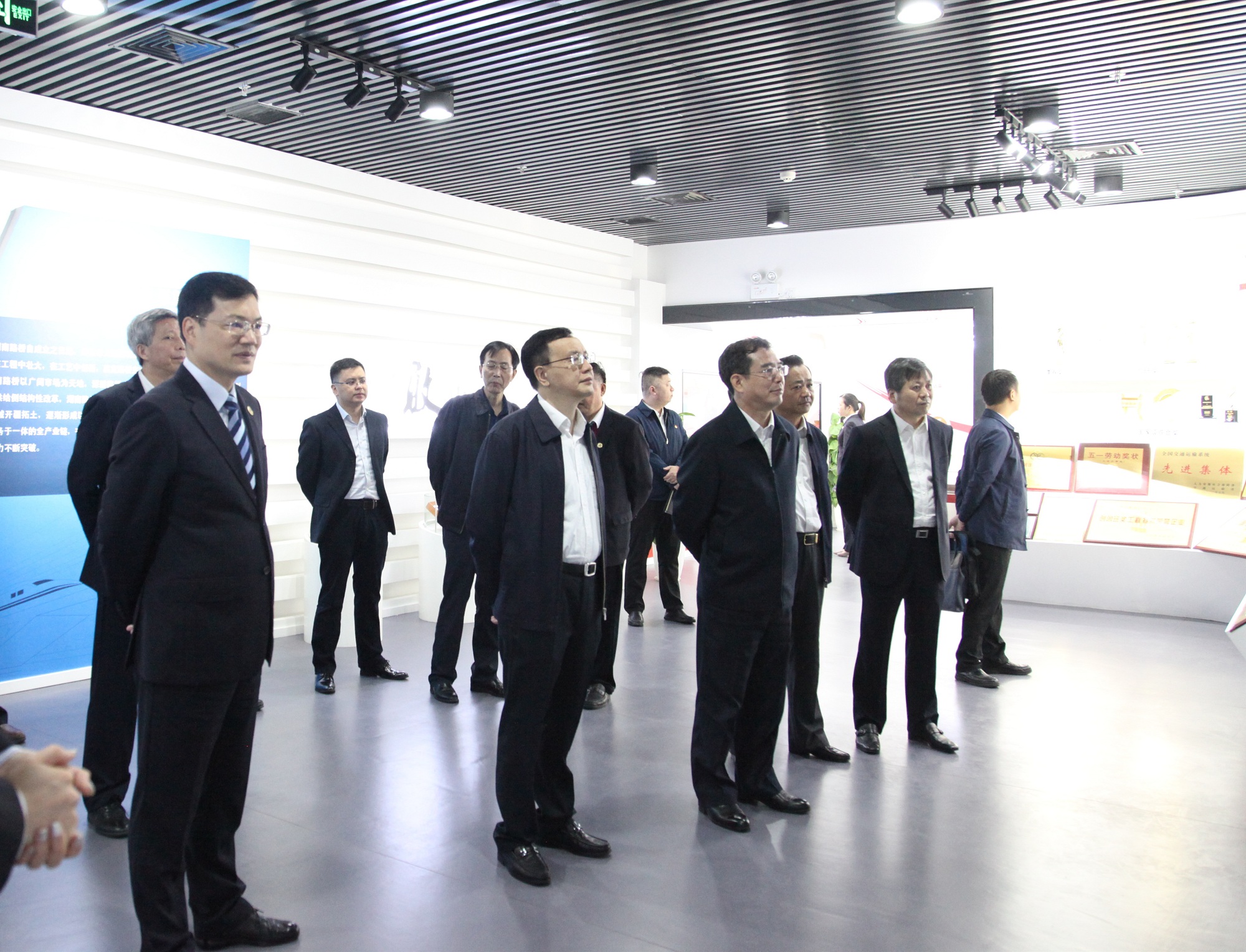 20201019846090.jpg ·¶ÔËÌï²Î¹Û¼¯ÍÅÈÙÓþÕ¹ÌüIMG_5843_¸±±¾.jpg