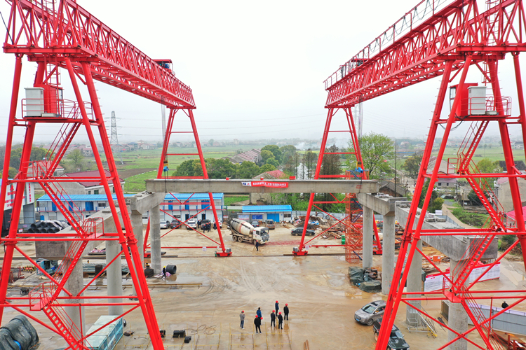 20230322878708.jpg 预制箱梁架设3.JPG