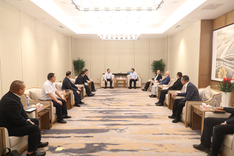 20230522211113.jpg 照片2:Z6尊龙凯时集团与甘肃公航旅集团签订战略合作协议.jpg