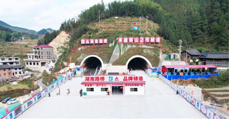 20241025705333.png 000000001_¸±±¾.png